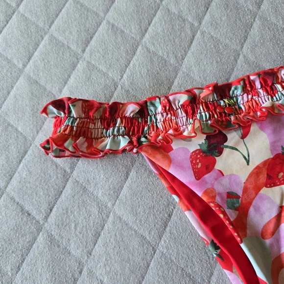 For Love and Lemons Keely Bikini Bottoms Size Small Fruit Cherry Strawberry - Picture 4 of 7